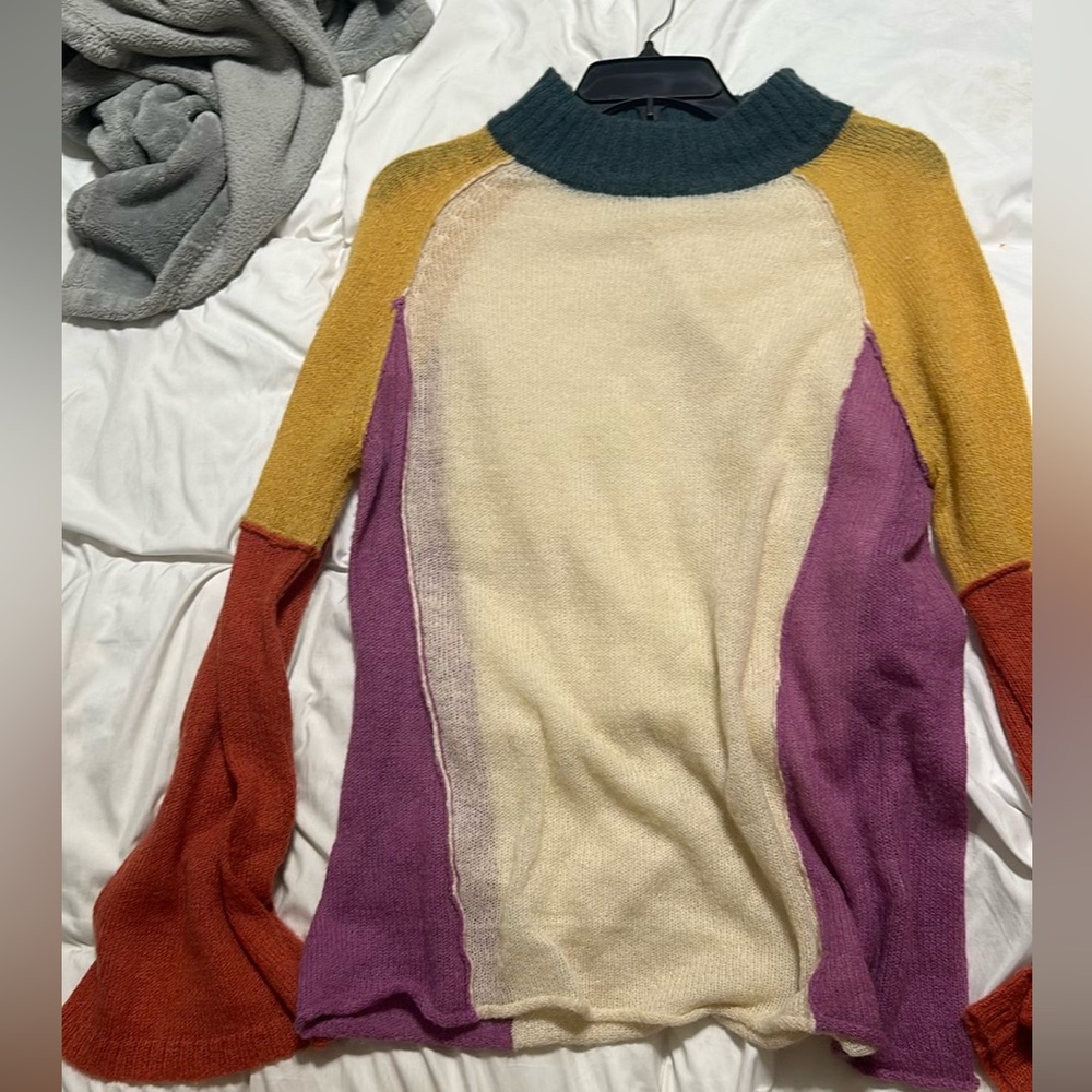 Colorblock thin sweater